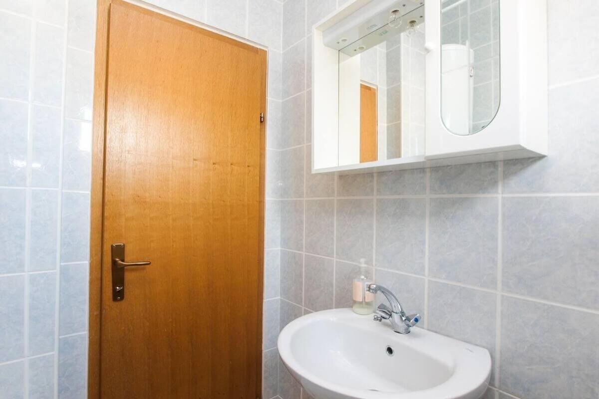 טרוגיר Apartments Sima מראה חיצוני תמונה