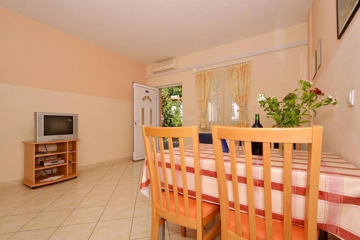 טרוגיר Apartments Sima מראה חיצוני תמונה